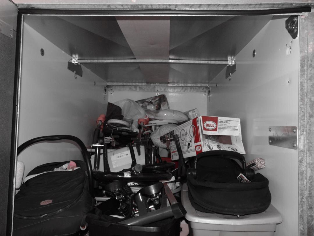 Storage Unit Auction in Cicero, IL at UHaul Of Cicero ends on 2nd